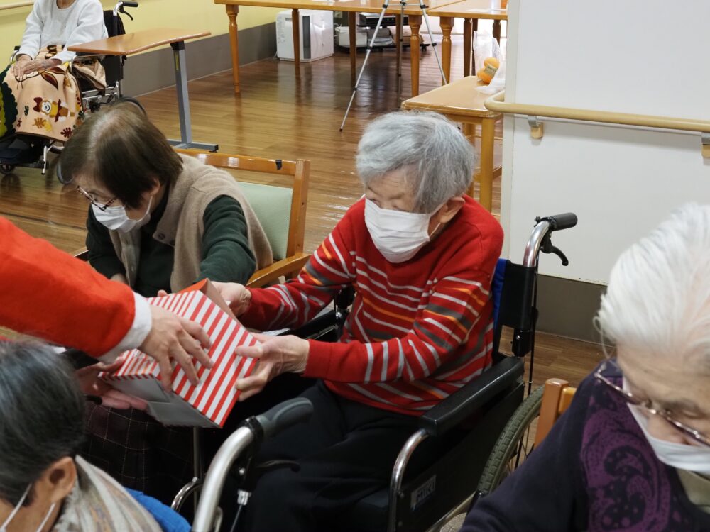 静岡市葵区有料老人ホーム_クリスマス会