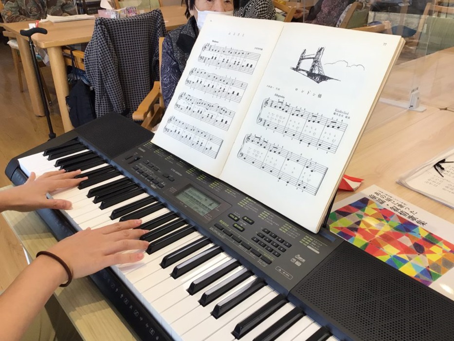 ハートライフ清水押切 大好評 音楽教室開催 | 静岡の有料老人ホーム