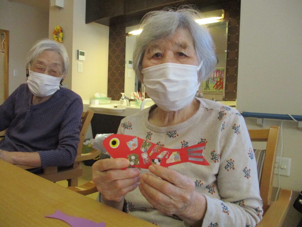 静岡市葵区老人ホーム_手作り鯉のぼり