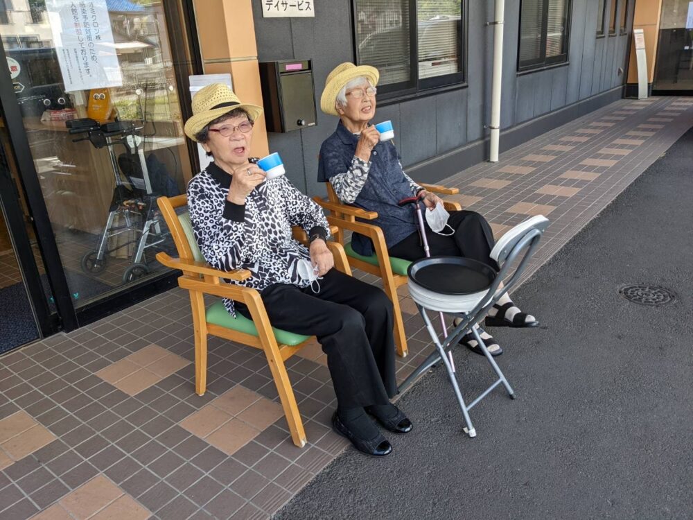 静岡市清水区老人ホーム_日光浴