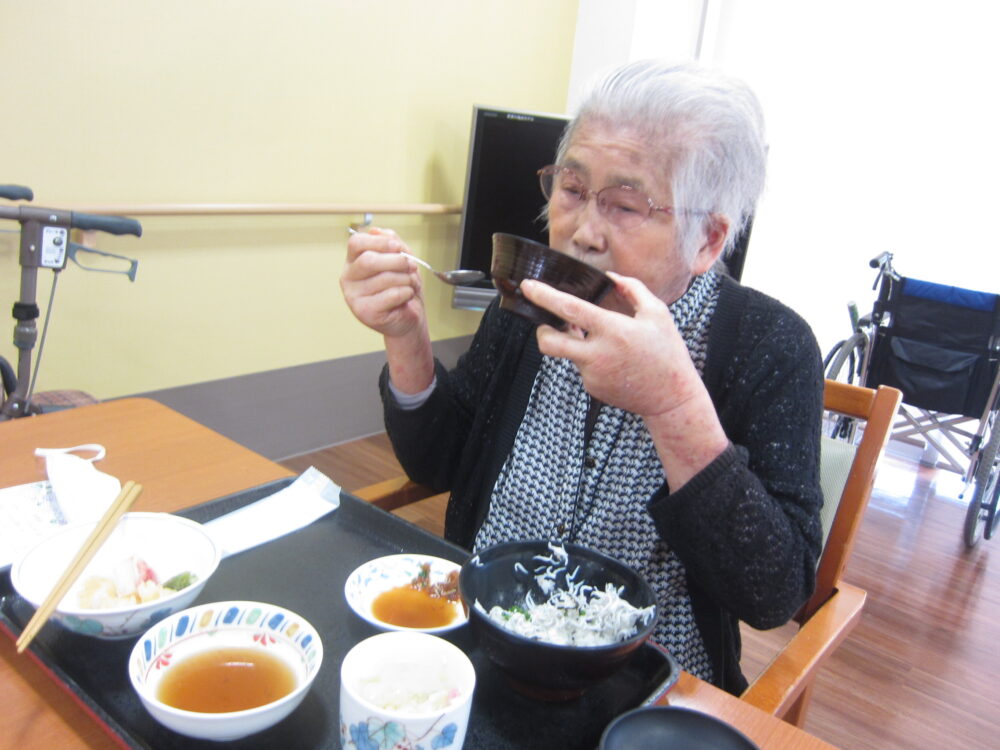 静岡市葵区有料老人ホーム_６月の行事食