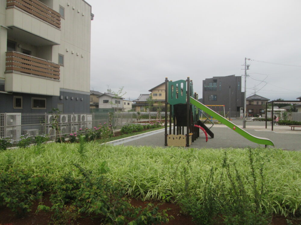 藤枝市老人ホーム_歩行促進と新設の公園周遊