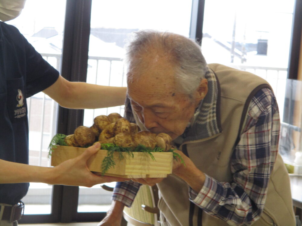 静岡市駿河区有料老人ホーム_松茸