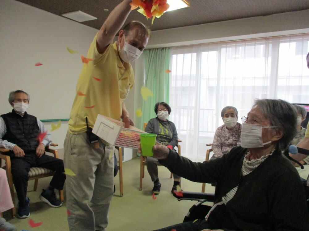 静岡市葵区老人ホーム_紅葉狩りレク