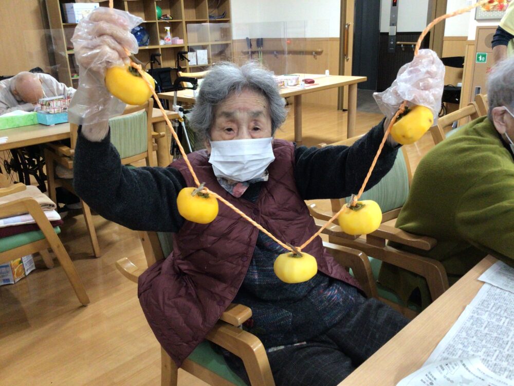 藤枝市老人ホーム_干し柿作り