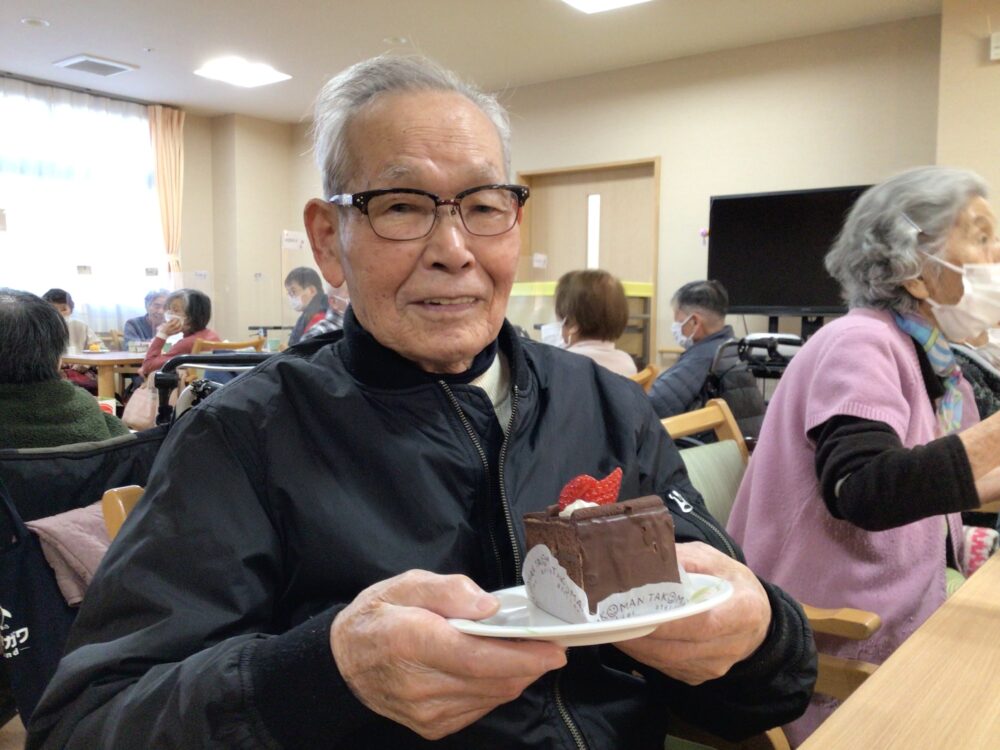 浜松市北区老人ホーム_2023年最初のお誕生日会