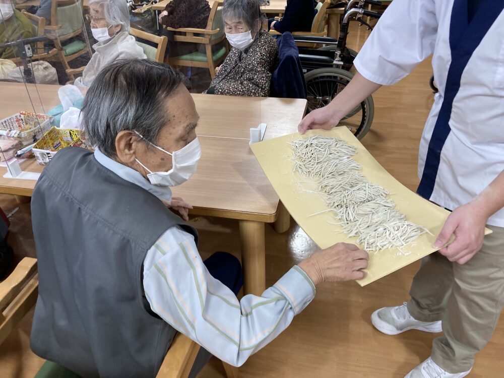 藤枝市老人ホーム_2月蕎麦打ち