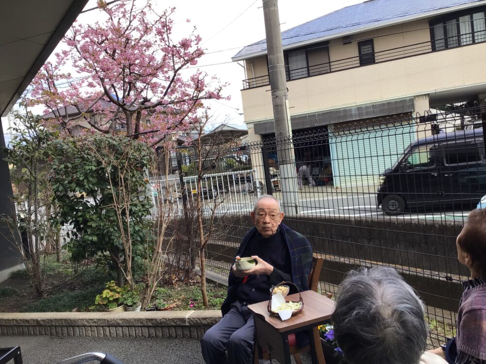 駿東郡長泉町老人ホーム_河津桜のお花見