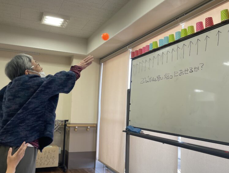 静岡市葵区有料老人ホーム_楽しく機能訓練レクリエーション