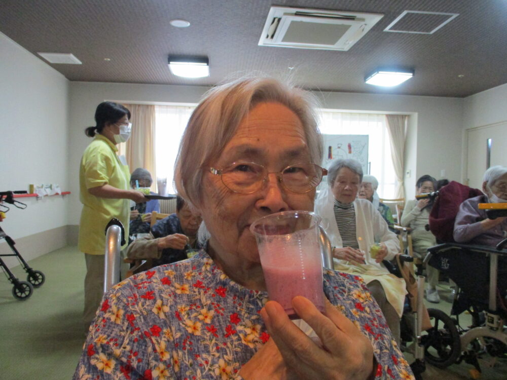 静岡市葵区老人ホーム_こどもの日イベント