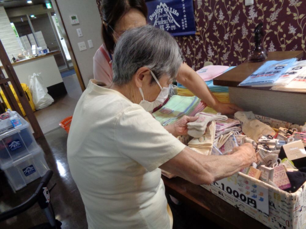 静岡市葵区有料老人ホーム_ブティック花水木選ぶ喜び、選ぶ楽しさ