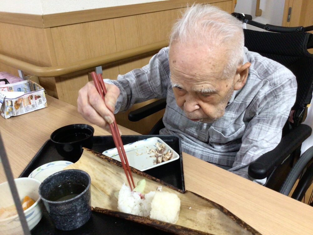 藤枝市老人ホーム_お母ちゃん食堂開店