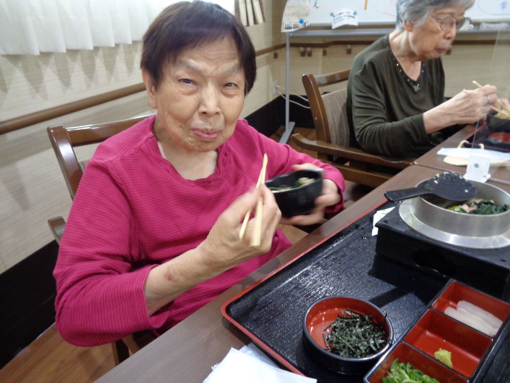 静岡市葵区有料老人ホーム_花水木ランチ釜めし