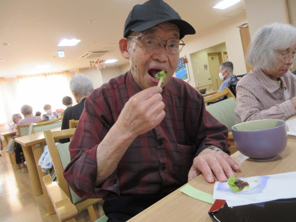 浜松市老人ホーム_敬老の日のお祝い2023