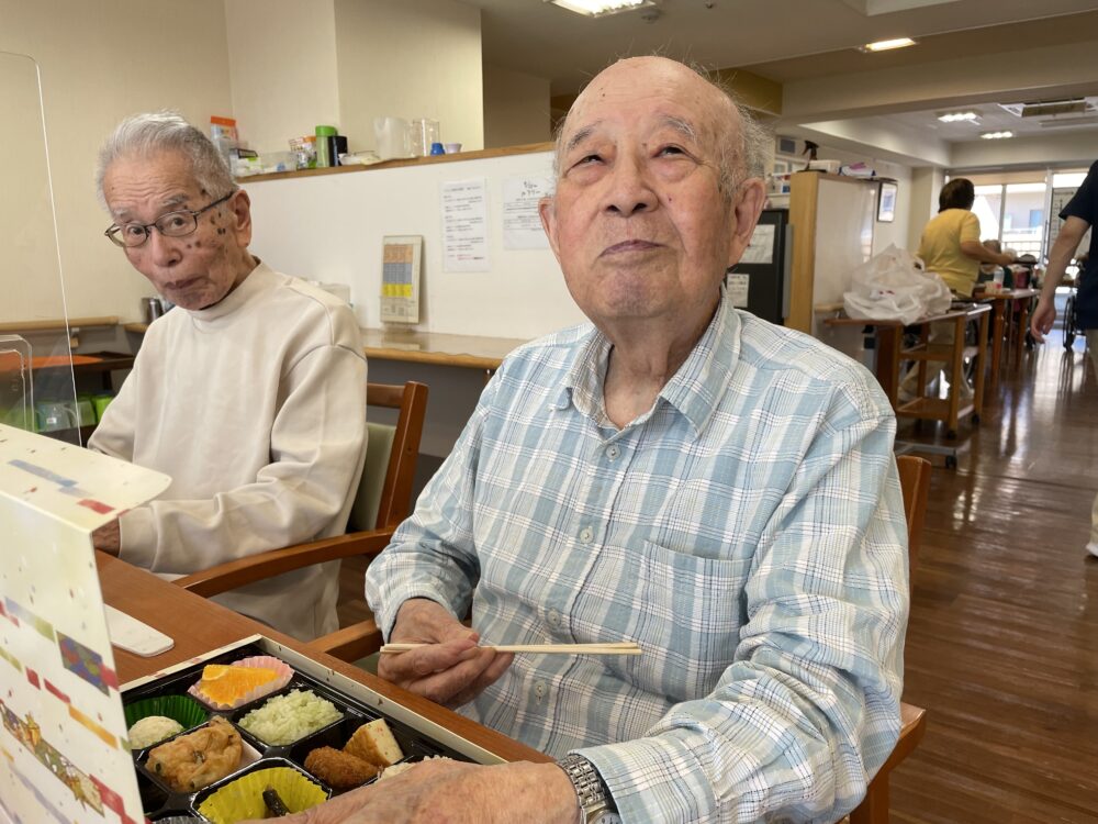 静岡市葵区有料老人ホーム_花水木ランチ「楽多厨房」