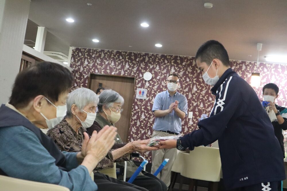静岡市葵区有料老人ホーム_特別支援学校の生徒様との交流