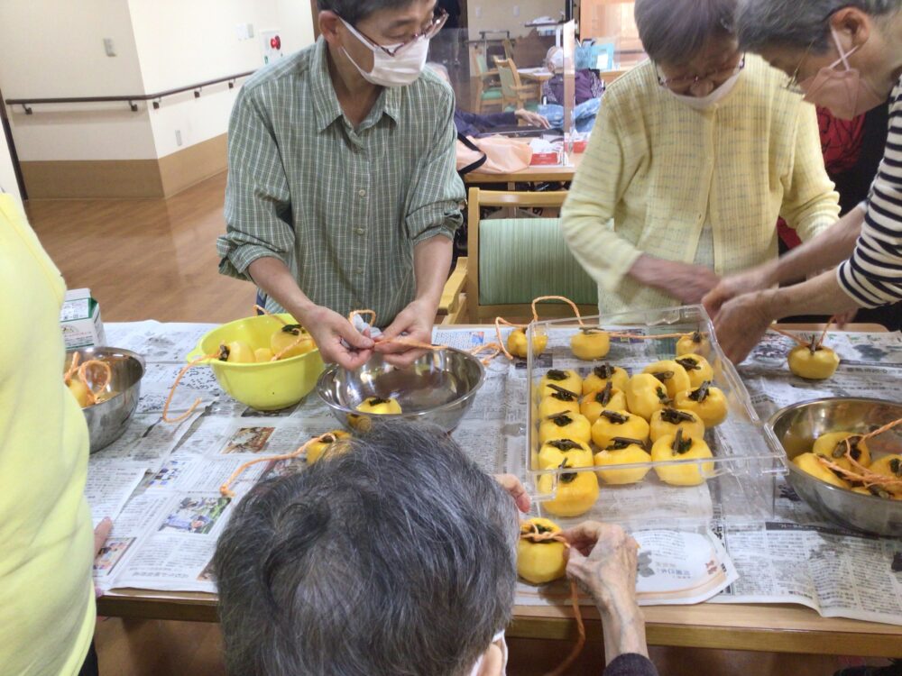 駿東郡長泉町老人ホーム_干し柿