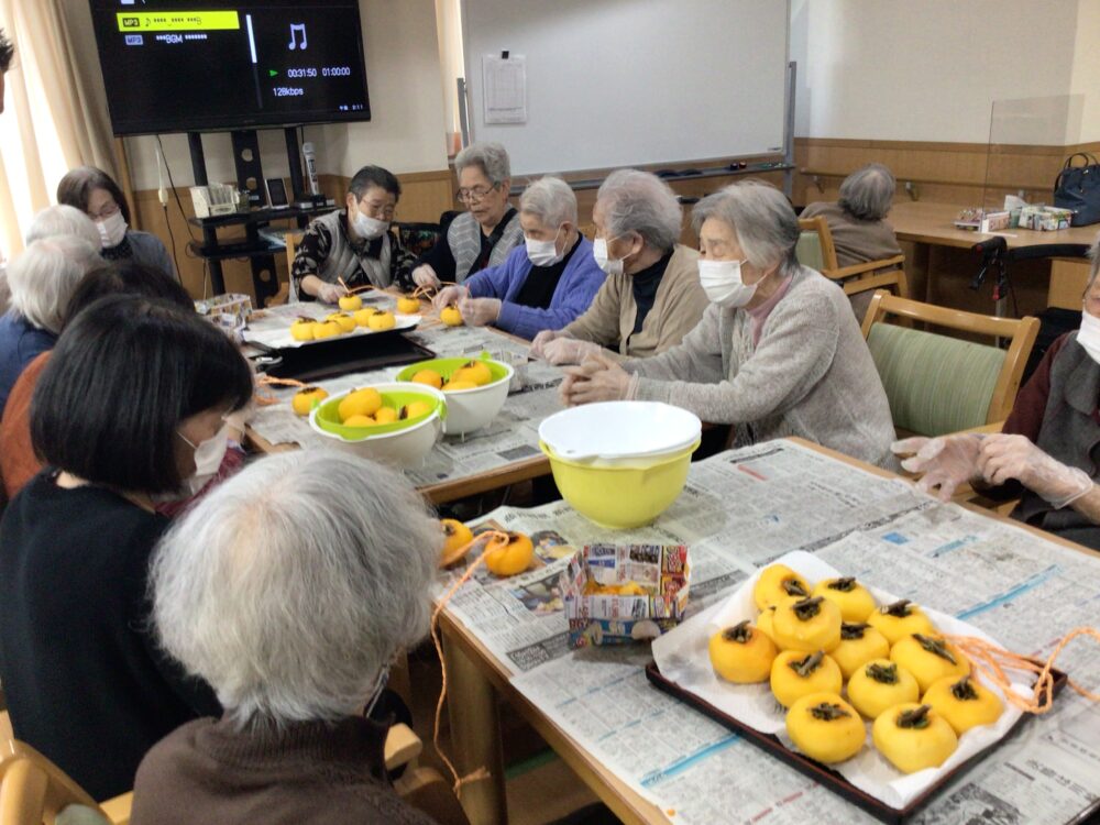 藤枝市老人ホーム_干し柿作り