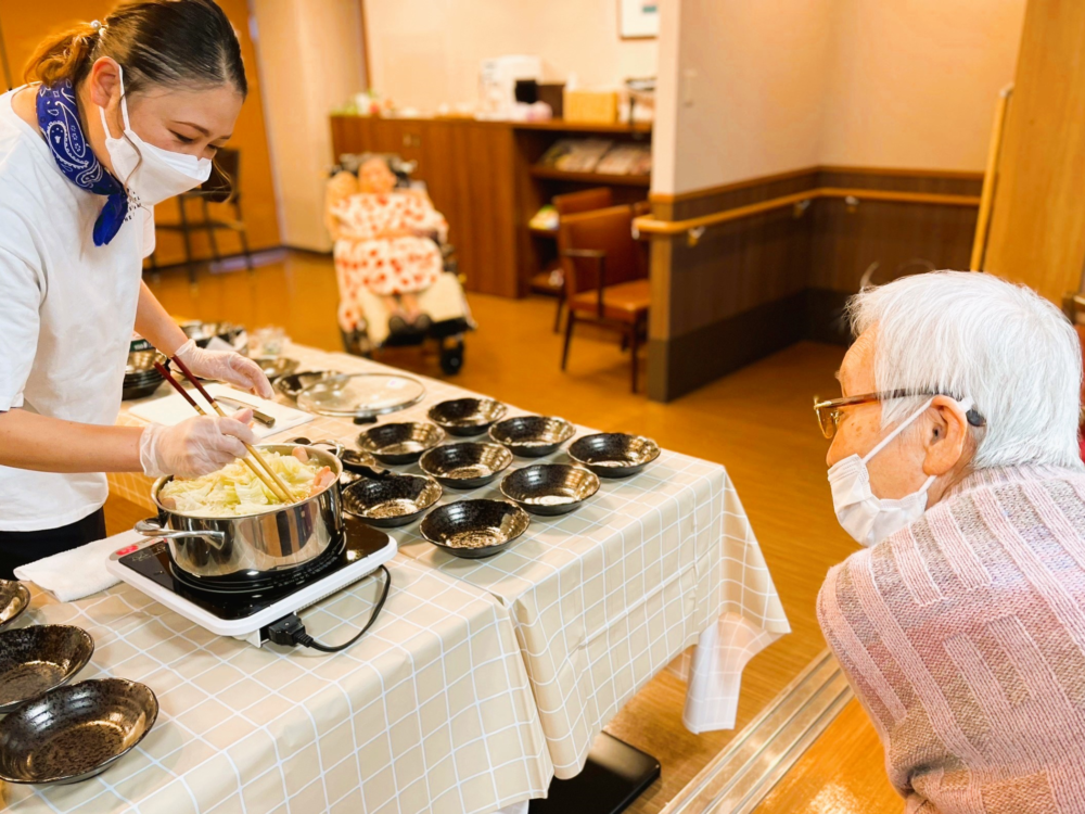 藤枝市老人ホーム_今月のおもてなしお野菜たっぷりポトフ