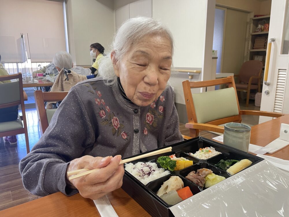 静岡市葵区有料老人ホーム_花水木ランチ割烹泉