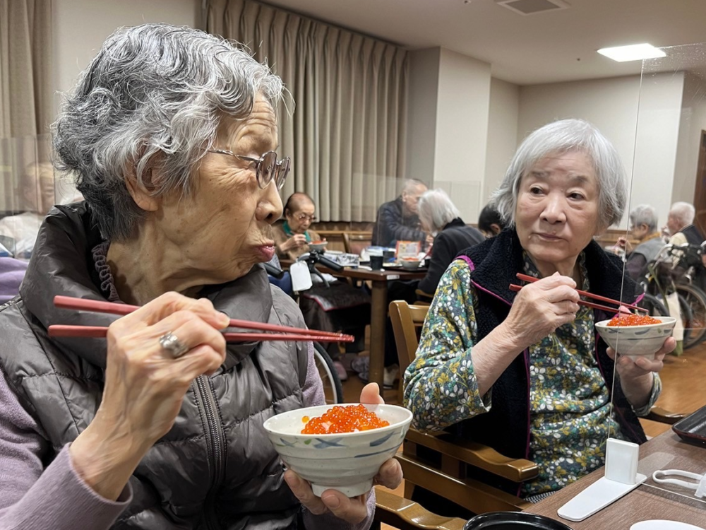 藤枝市老人ホーム_１月YU－KA食堂絶品こぼれいくら