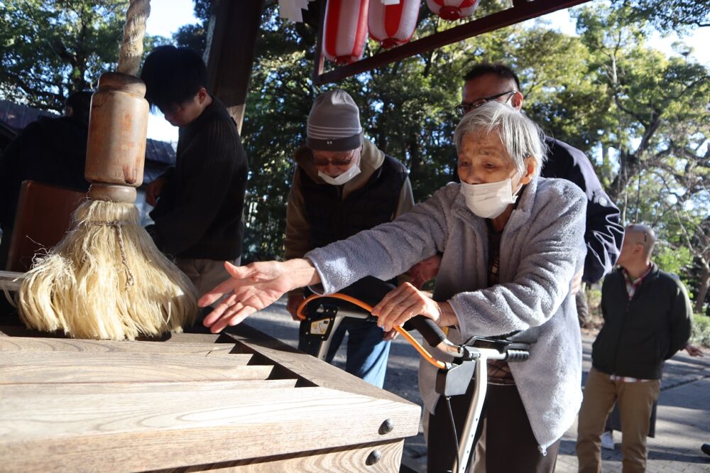 静岡市葵区有料老人ホーム_熊野神社への初詣