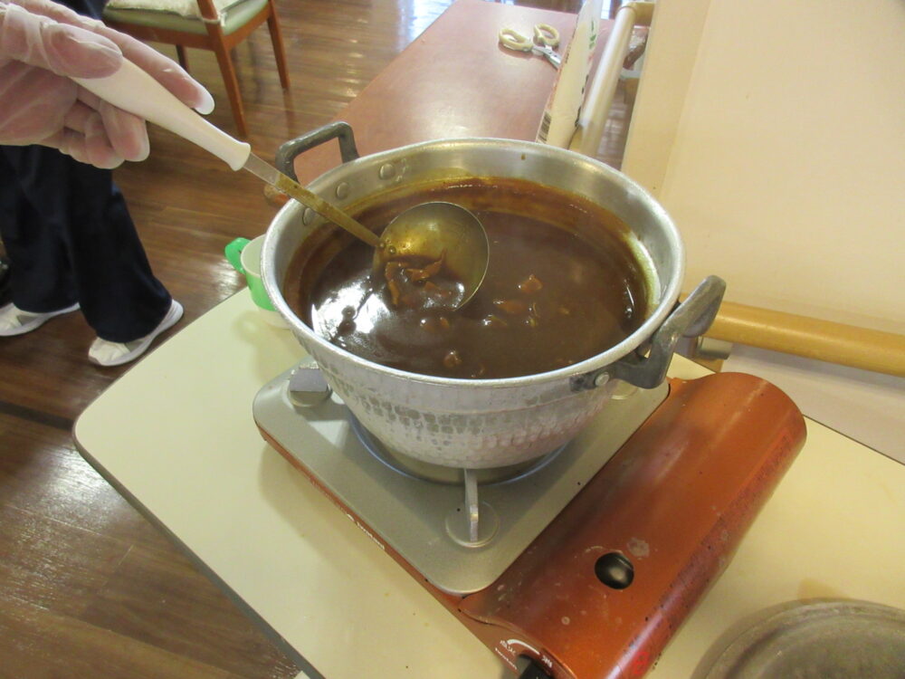 静岡市葵区有料老人ホーム_変わりそばカレーそば