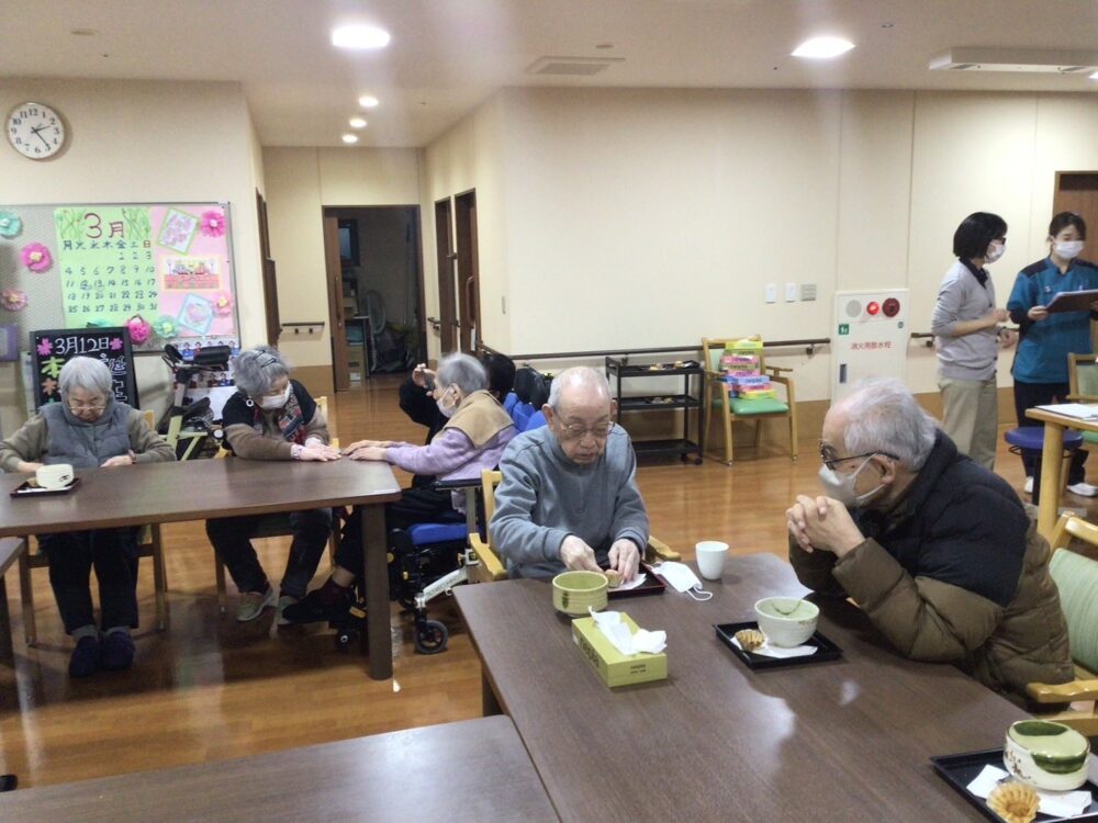 駿東郡長泉町老人ホーム_3月本格お茶会