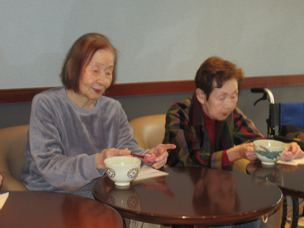静岡市葵区有料老人ホーム_春分をテーマにしたお茶会