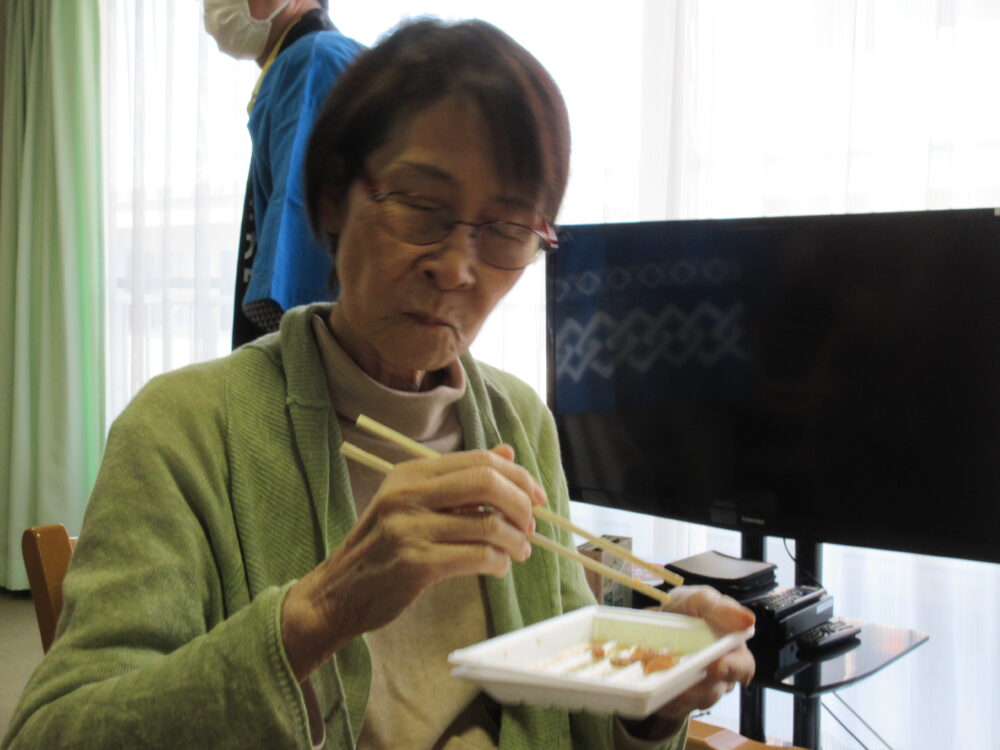 静岡市葵区老人ホーム_おでん食べ比べイベント