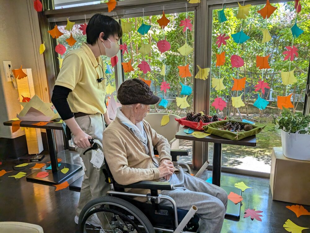 静岡市葵区有料老人ホーム_秋の作品展