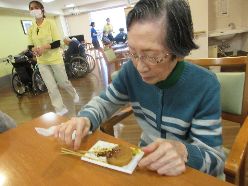 静岡市葵区有料老人ホーム_五感イベントおでん
