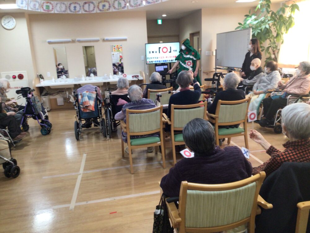 浜松市老人ホーム_12月24日クリスマス会