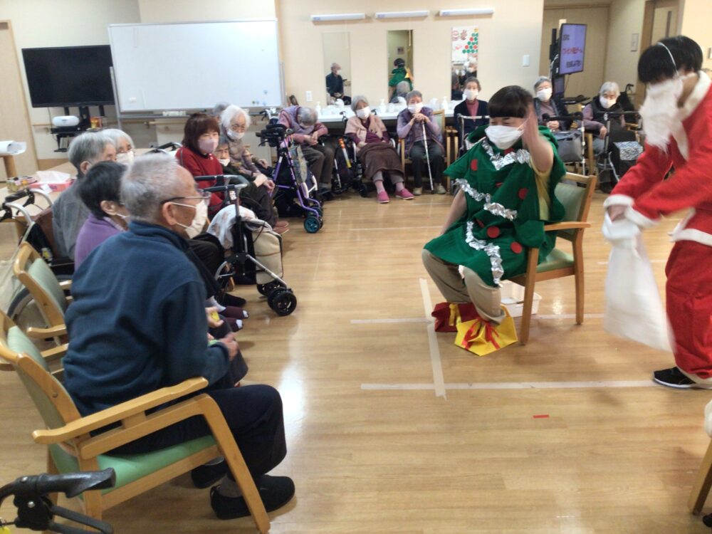 浜松市老人ホーム_12月24日クリスマス会