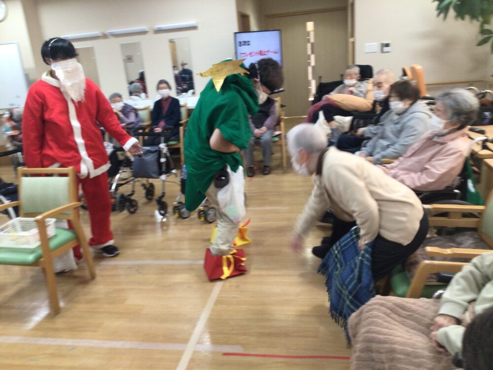 浜松市老人ホーム_12月24日クリスマス会