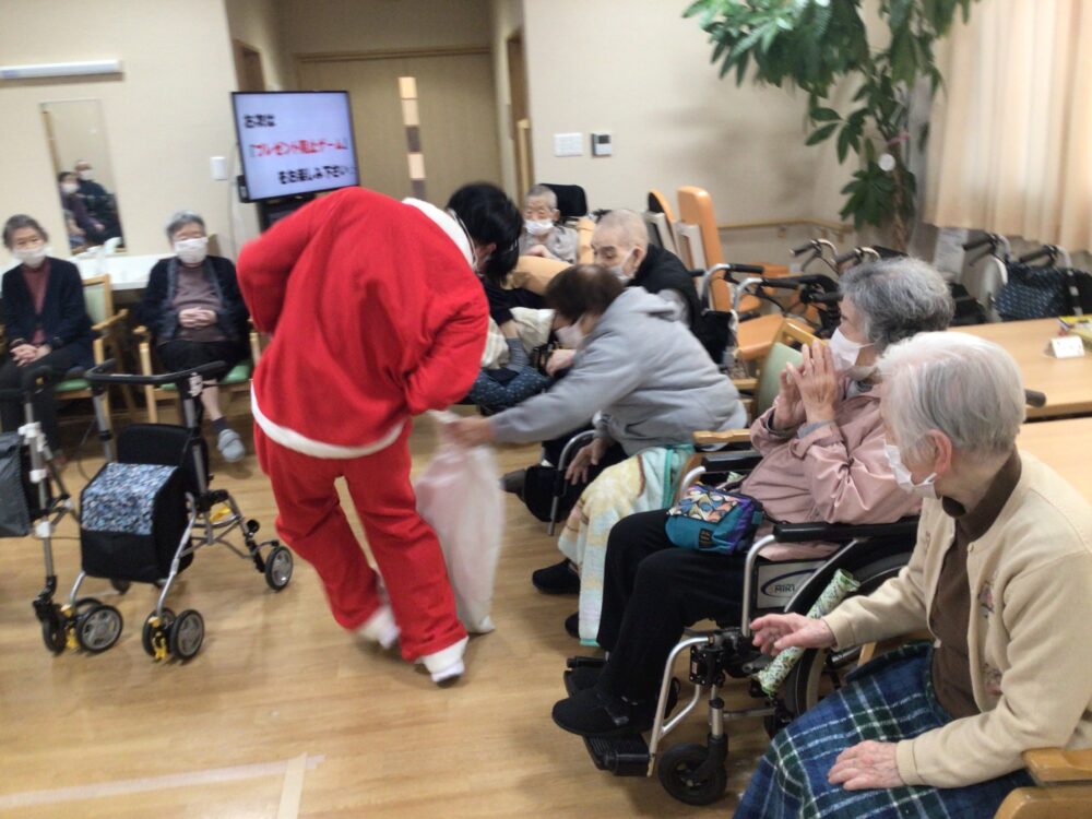浜松市老人ホーム_12月24日クリスマス会