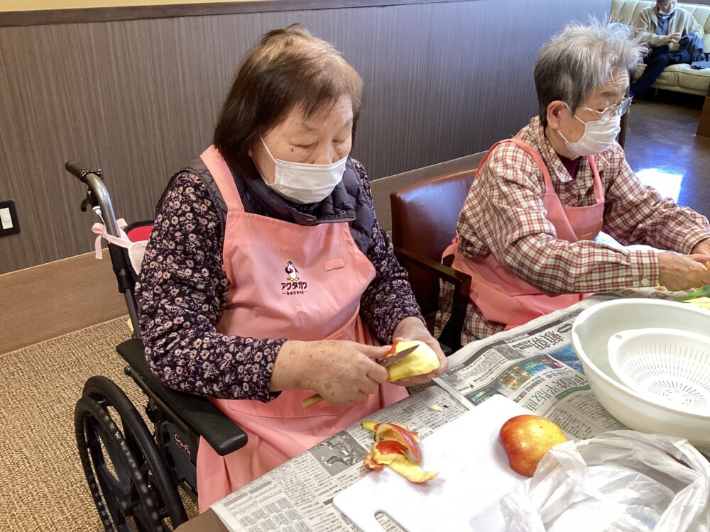 静岡市清水区老人ホーム_料理クラブフルーチェパフェ