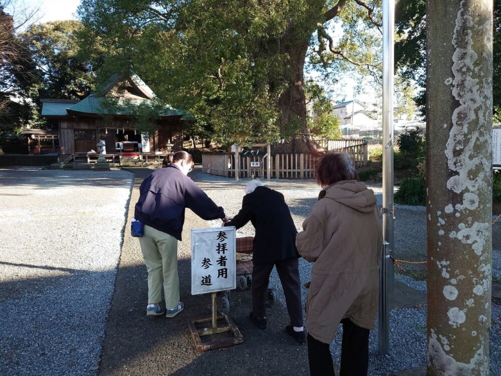 静岡市駿河区有料老人ホーム_初詣