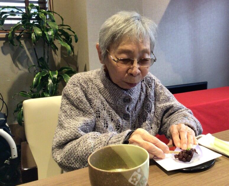 浜松市老人ホーム_新春抹茶会