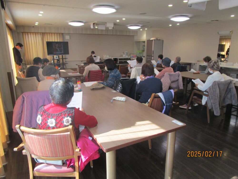 静岡市清水区老人ホーム_ぺんぎんクラブ押切うたごえ喫茶開催