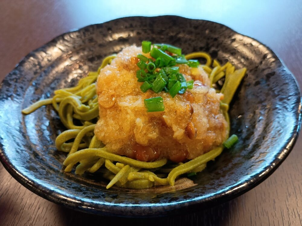 藤枝市老人ホーム_3月の蕎麦打ち茶蕎麦のなめこおろし蕎麦