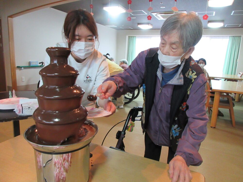 静岡市葵区老人ホーム_チョコレートフォンデュ2025