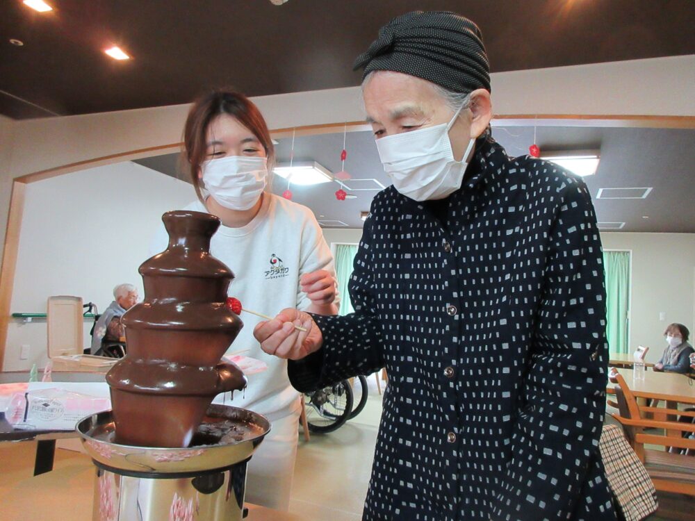 静岡市葵区老人ホーム_チョコレートフォンデュ2025