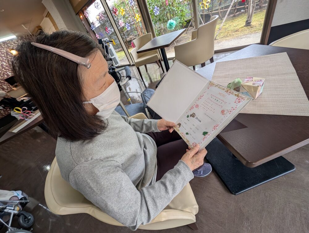 静岡市葵区有料老人ホーム_春カフェ