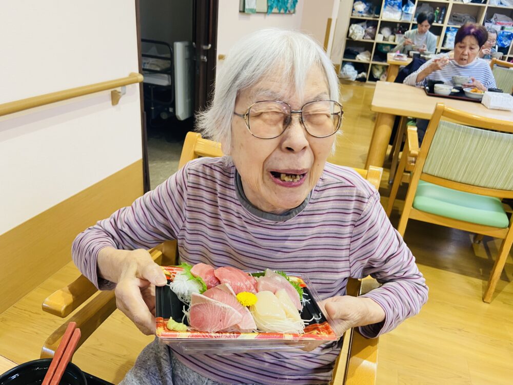静岡市清水区老人ホーム_4月10日木刺身の日