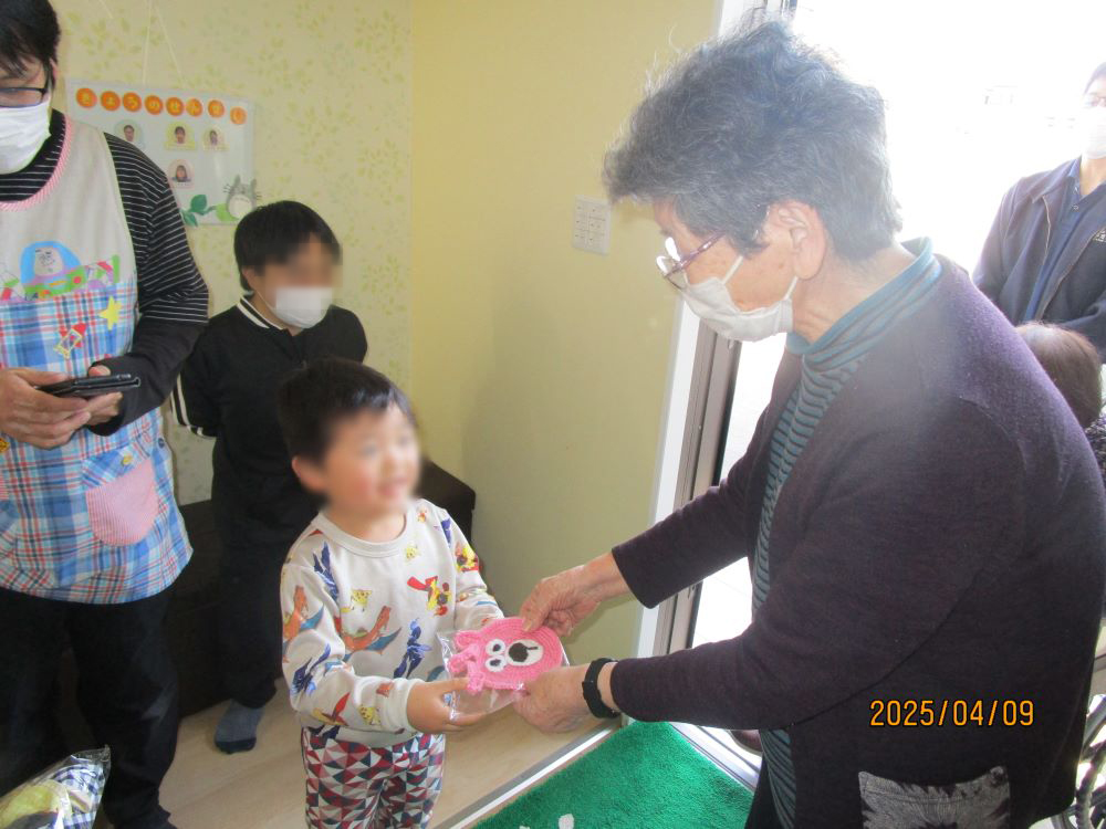 静岡市清水区老人ホーム_手芸クラブ