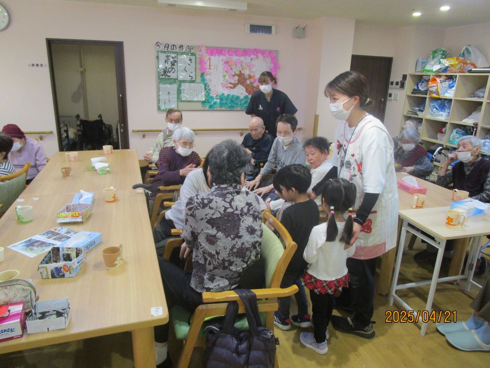 静岡市清水区老人ホーム_手芸クラブ