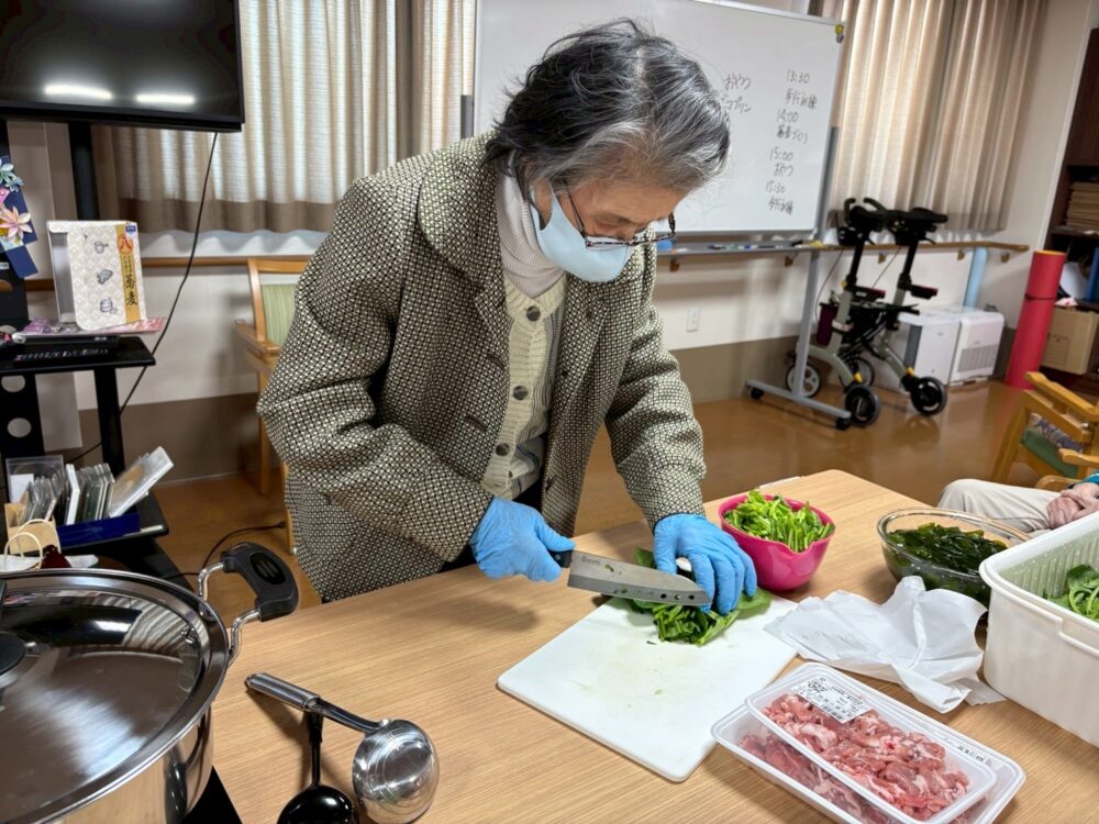 藤枝市老人ホーム_4月のおもてなし春野菜と豚肉蕎麦