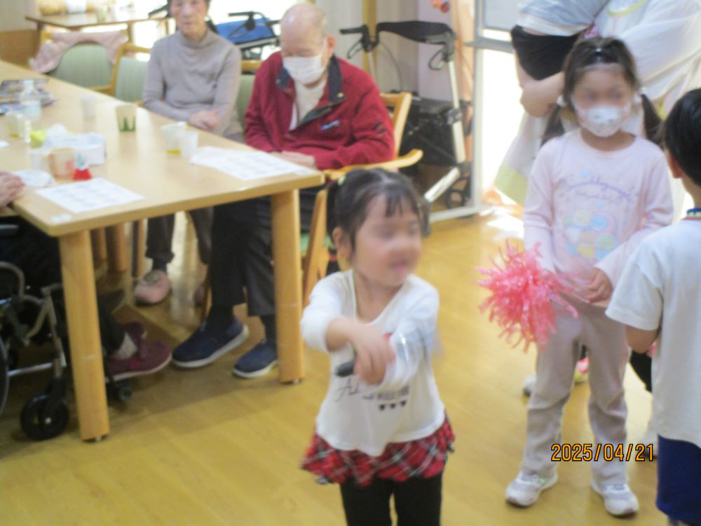静岡市清水区老人ホーム_手芸クラブ