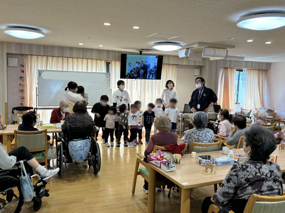 静岡市清水区老人ホーム_手芸クラブ